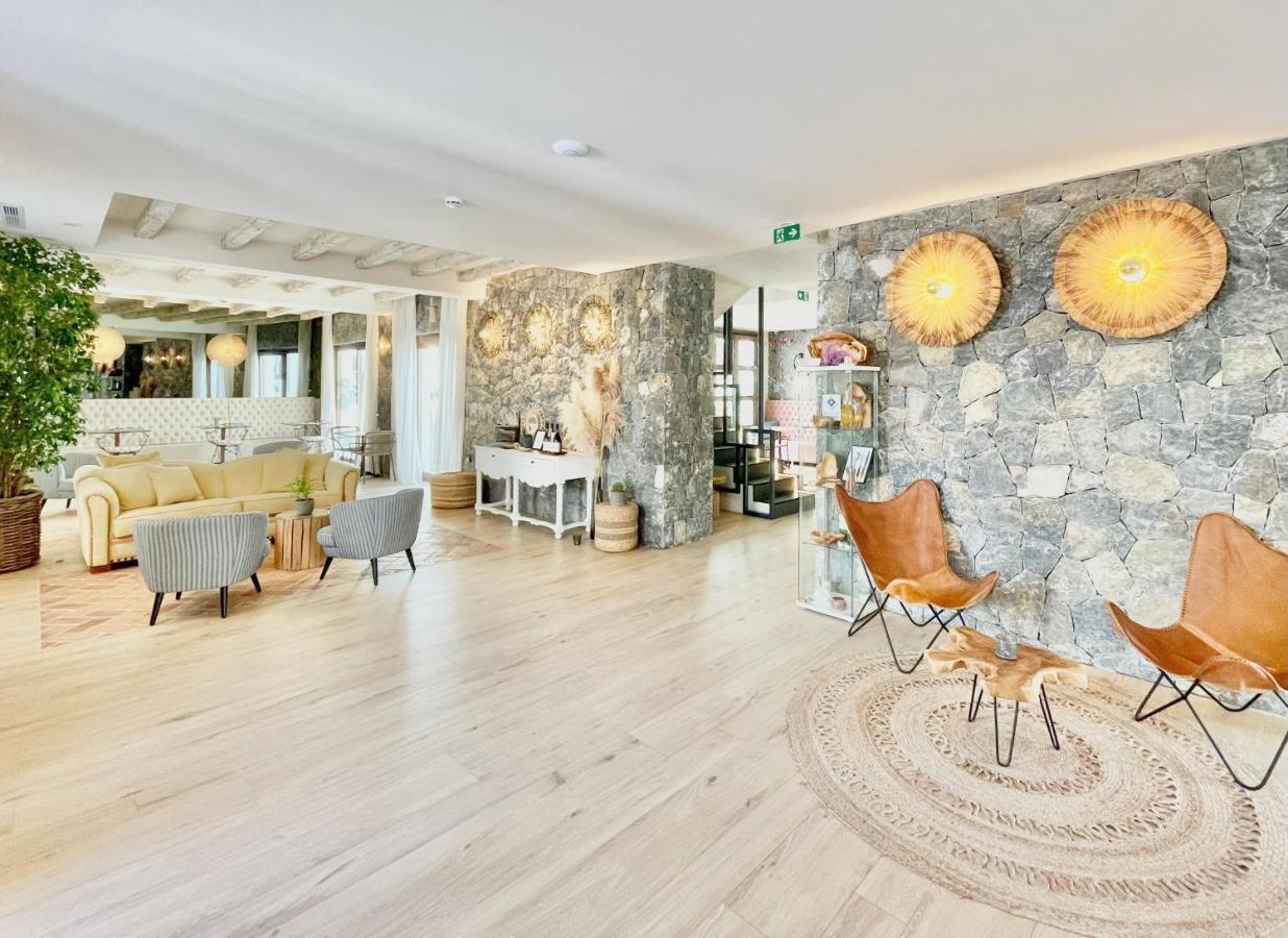 Hotel Abaco Алтеа Екстериор снимка
